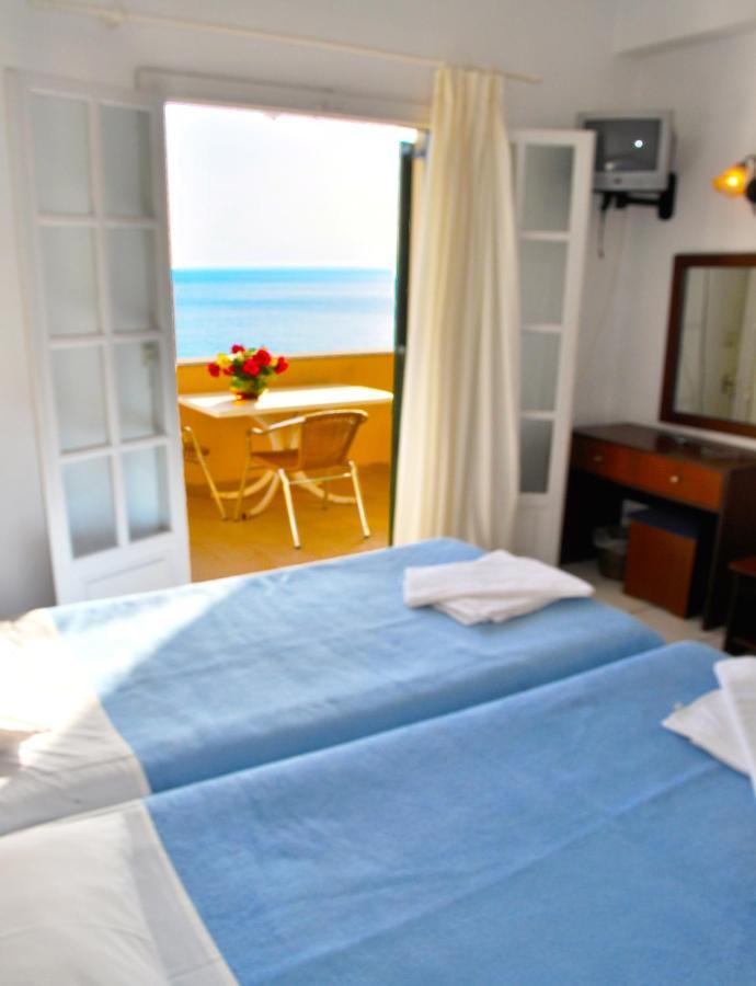 Beautiful Holiday Apartments Maria With Amazing Pool - Agios Gordios Beach Eksteriør billede